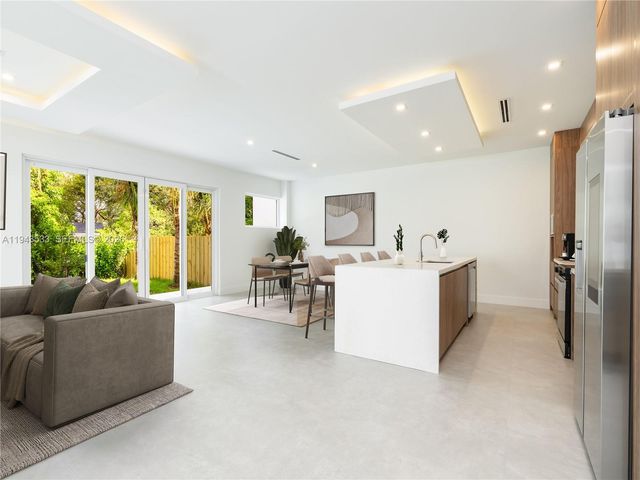 1703 SW 23rd St, Fort Lauderdale, FL 33315