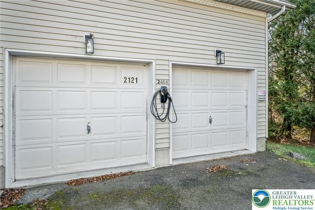 2121 Warwick Circle, Coolbaugh Twp, PA 18466