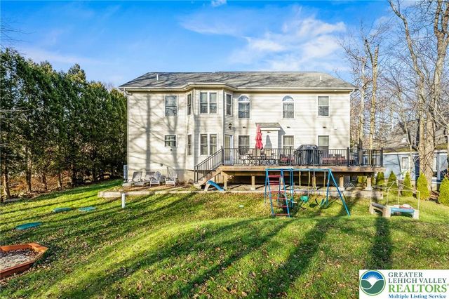 2121 Warwick Circle, Coolbaugh Twp, PA 18466