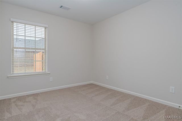 125 Brownstone Loop, Elmore, AL 36022