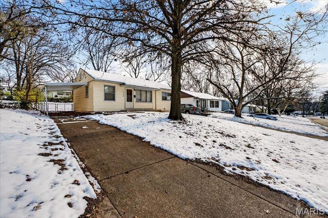 9746 Millburn Drive, St Louis, MO 63136