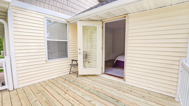 113 N Ash Street, Chaska, MN 55318