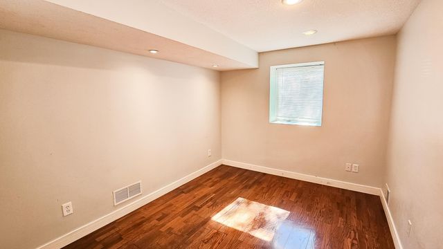 113 N Ash Street, Chaska, MN 55318