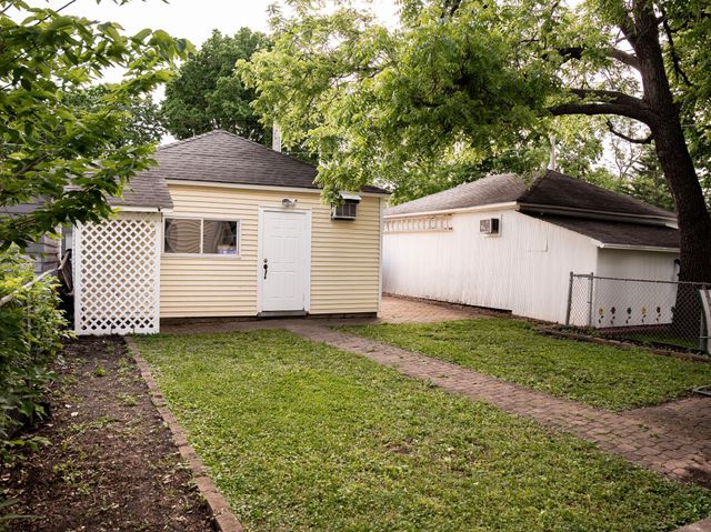 113 N Ash Street, Chaska, MN 55318