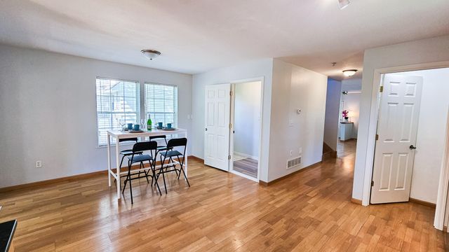 113 N Ash Street, Chaska, MN 55318