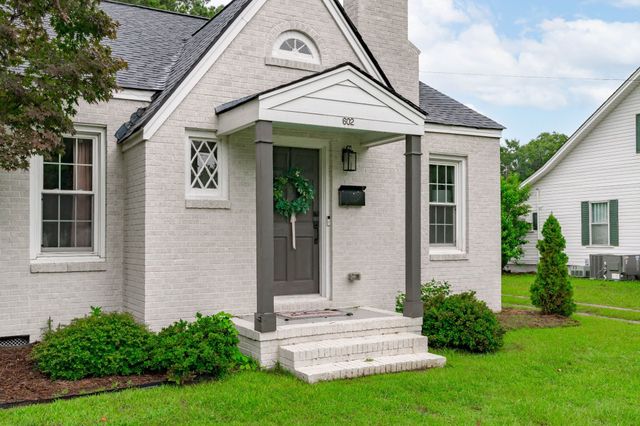 602 W Main Street, Benson, NC 27504