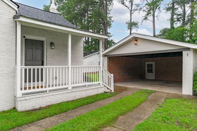 602 W Main Street, Benson, NC 27504