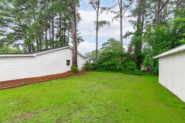 602 W Main Street, Benson, NC 27504