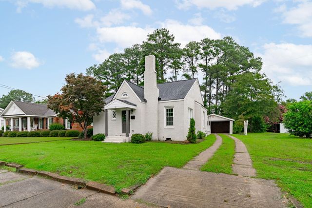 602 W Main Street, Benson, NC 27504