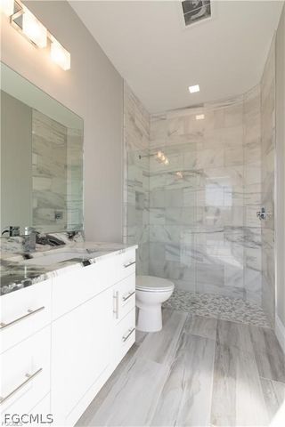 617 NW 39th AVE, Cape Coral, FL 33993