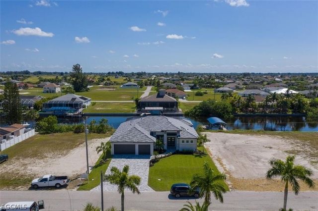 617 NW 39th AVE, Cape Coral, FL 33993