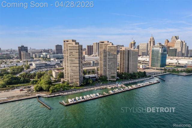 1001 W Jefferson 11B, Detroit, MI 48226