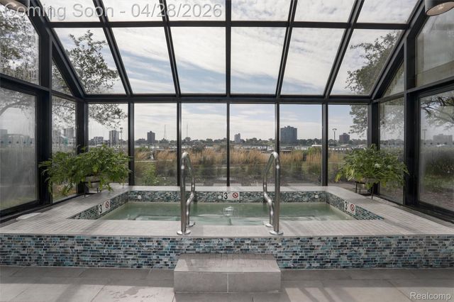 1001 W Jefferson 11B, Detroit, MI 48226