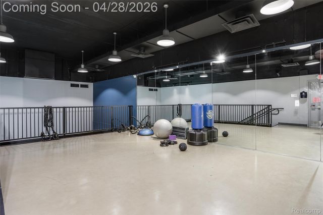 1001 W Jefferson 11B, Detroit, MI 48226