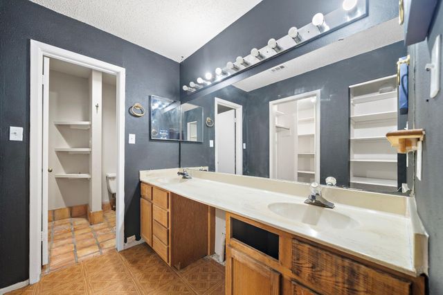 9527 Windswept Lane 9527, Houston, TX 77063