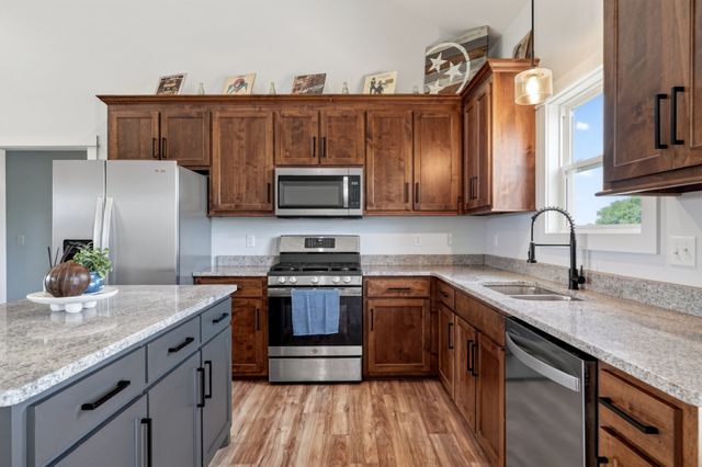 102 Castle St, Mcminnville, TN 37110