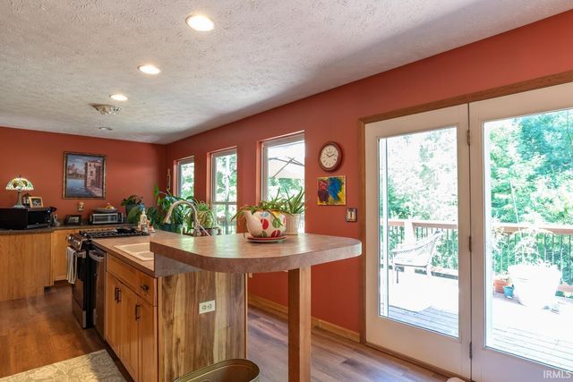 1106 W Countryside Lane, Bloomington, IN 47403