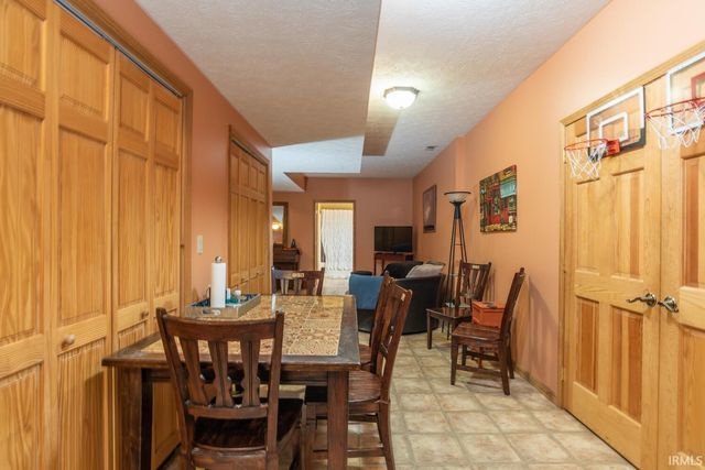 1106 W Countryside Lane, Bloomington, IN 47403
