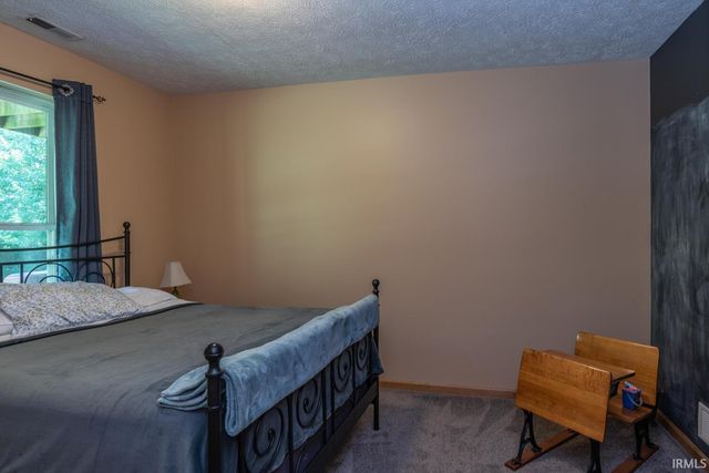 1106 W Countryside Lane, Bloomington, IN 47403
