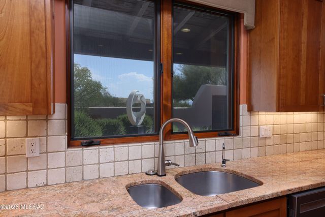 1872 E Quiet Canyon Drive, Tucson, AZ 85718