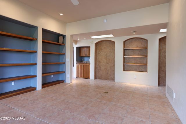 1872 E Quiet Canyon Drive, Tucson, AZ 85718