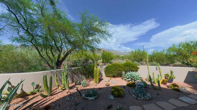 1872 E Quiet Canyon Drive, Tucson, AZ 85718