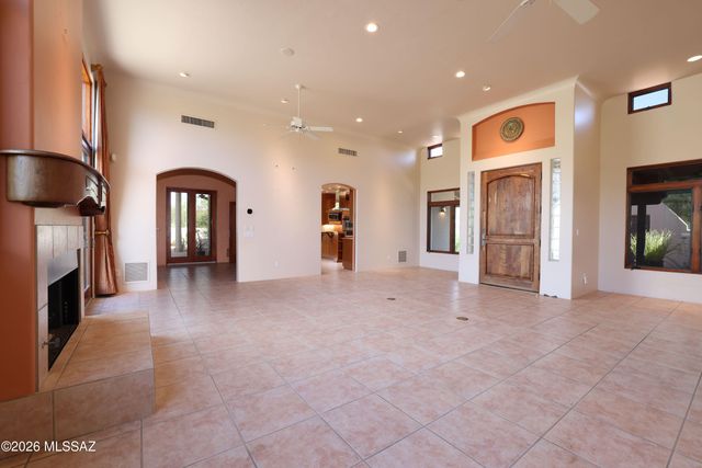 1872 E Quiet Canyon Drive, Tucson, AZ 85718
