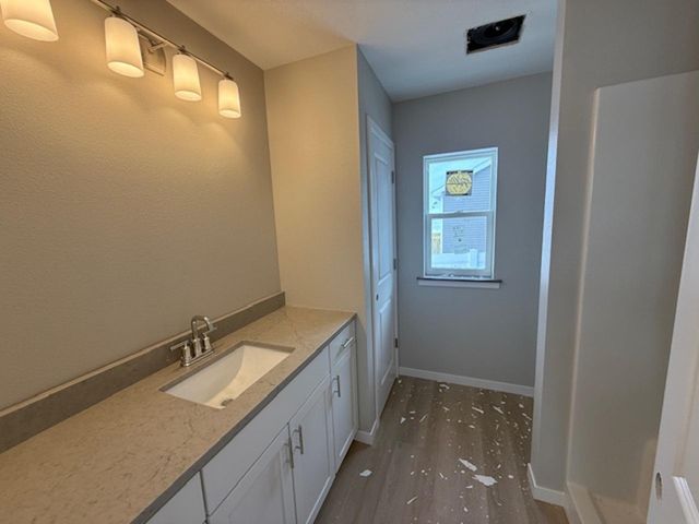 5768 Wall Street, Waterloo, IA 50701