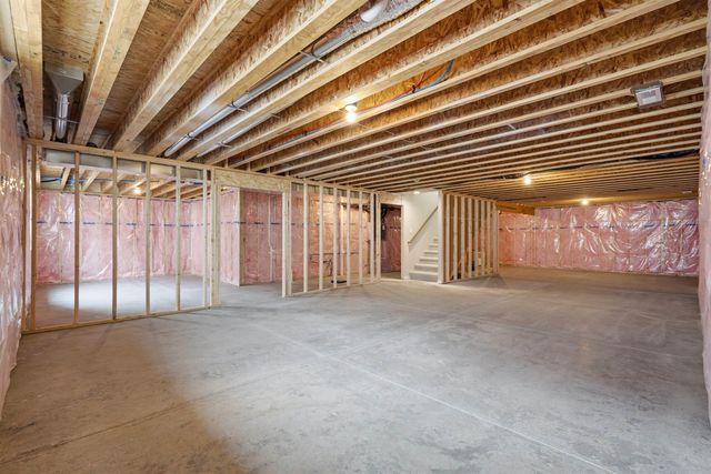 5768 Wall Street, Waterloo, IA 50701
