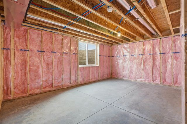 5768 Wall Street, Waterloo, IA 50701