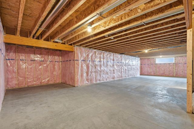 5768 Wall Street, Waterloo, IA 50701