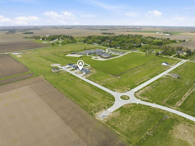 5768 Wall Street, Waterloo, IA 50701