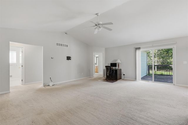 2649 Thistlewood Drive, Howell Township, MI 48843