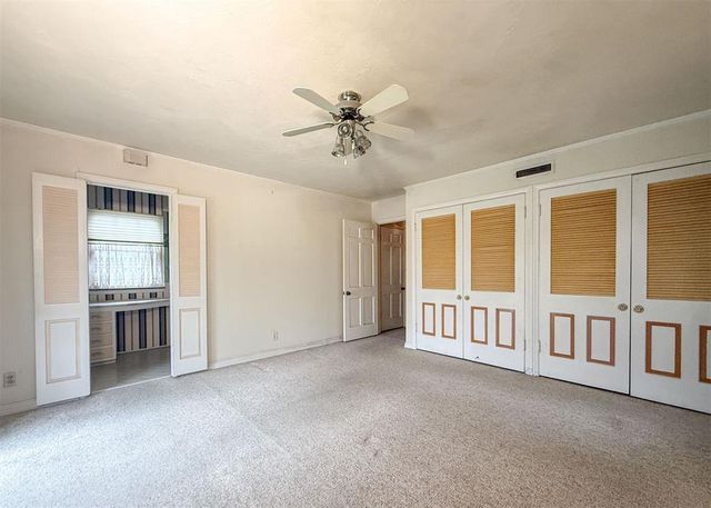 1816 Huntington Avenue, Nichols Hills, OK 73116