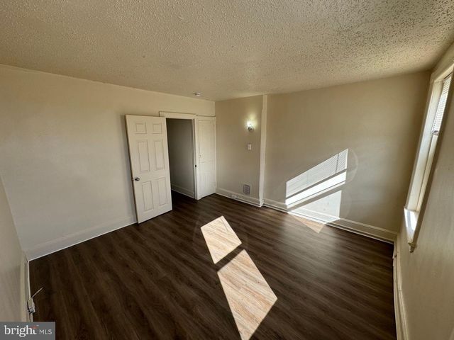 620 W 2ND ST, Chester, PA 19013