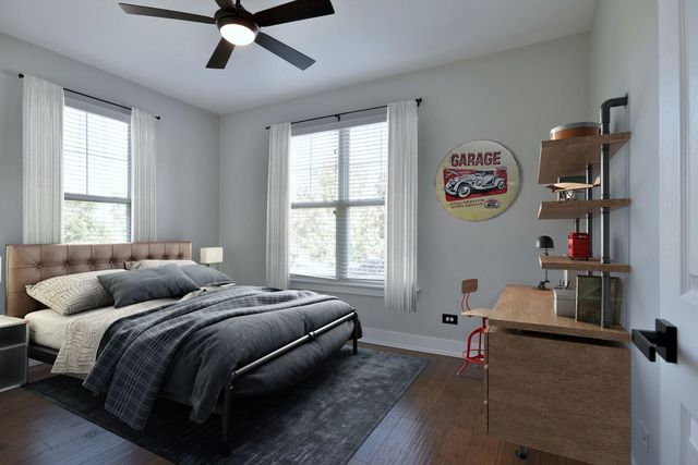 982 Indigo Court, Hanover Park, IL 60133