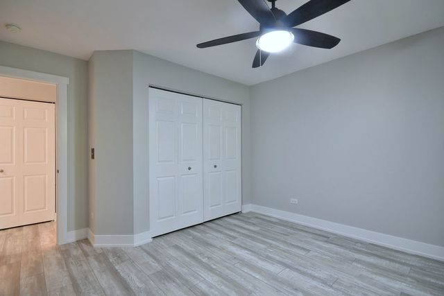 982 Indigo Court, Hanover Park, IL 60133