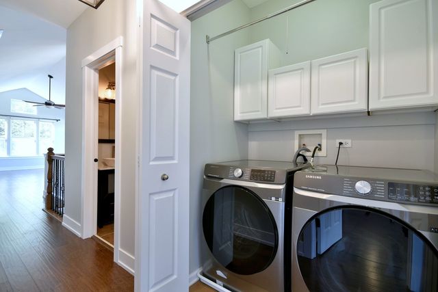 982 Indigo Court, Hanover Park, IL 60133