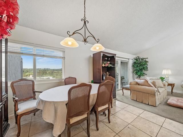 2403 La Costa Avenue A, Carlsbad, CA 92009