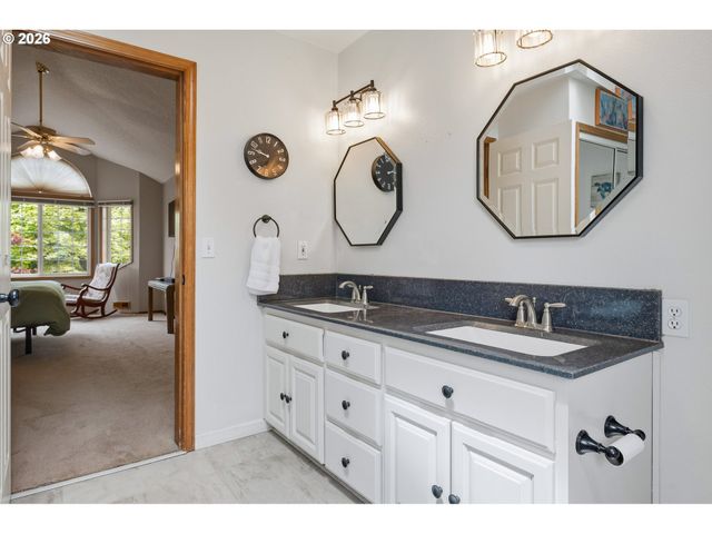 200 N 31ST Ave, Cornelius, OR 97113