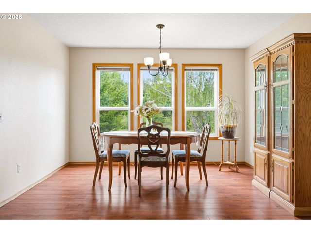 200 N 31ST Ave, Cornelius, OR 97113