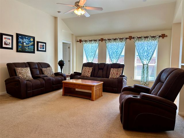 4401 Double Oak Lane, Fort Worth, TX 76123