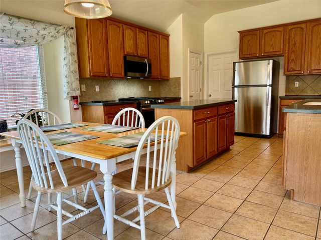 4401 Double Oak Lane, Fort Worth, TX 76123