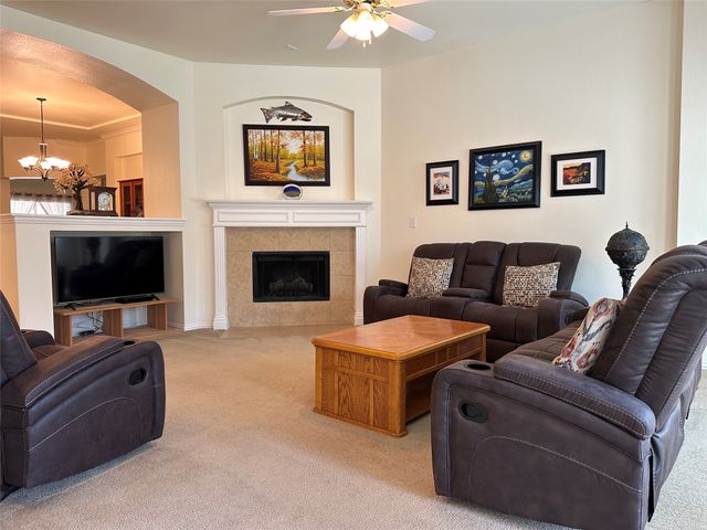 4401 Double Oak Lane, Fort Worth, TX 76123