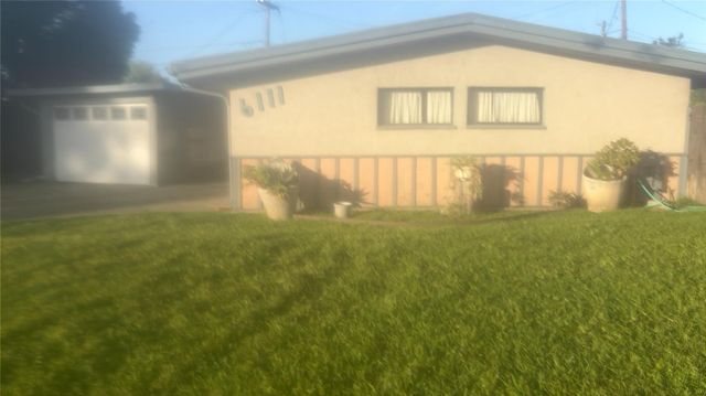 6111 N Alturas Ave, Stockton, CA 95207