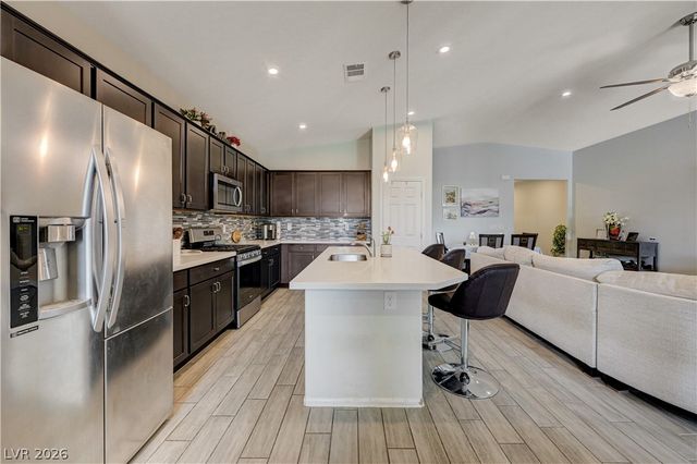 27 Red Sandstone Avenue, North Las Vegas, NV 89031