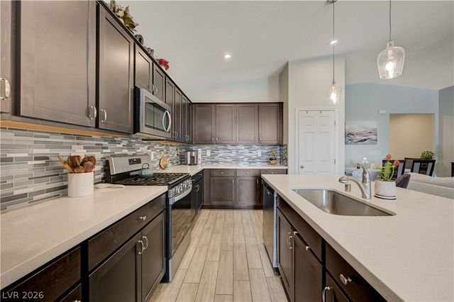 27 Red Sandstone Avenue, North Las Vegas, NV 89031