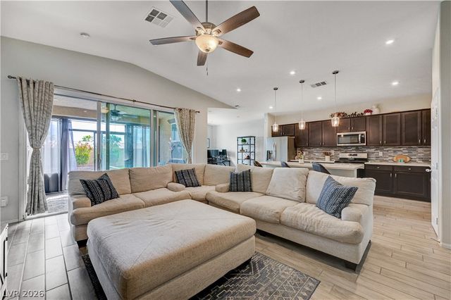 27 Red Sandstone Avenue, North Las Vegas, NV 89031