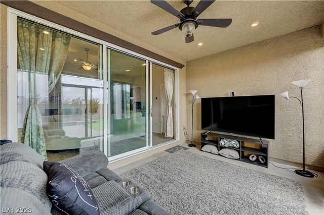 27 Red Sandstone Avenue, North Las Vegas, NV 89031