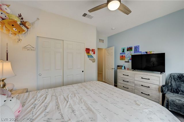 27 Red Sandstone Avenue, North Las Vegas, NV 89031